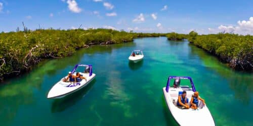 Aventura en Lancha Rapida + Snorkel en arrecife en Cancun