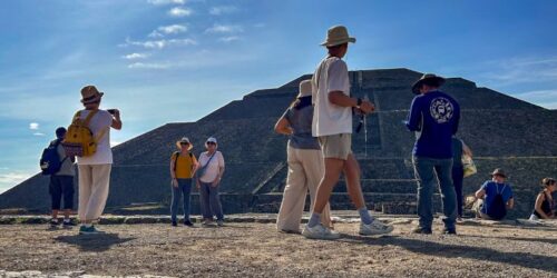 Excursión Teotihuacán + Basílica de Guadalupe en Tour Guiado